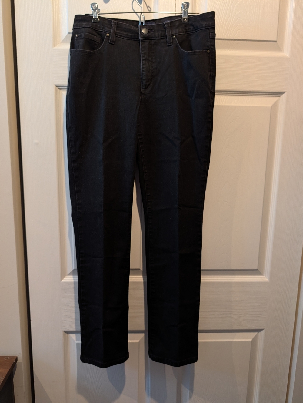 Charter Club Lexington Straight Women’s Jeans in Black